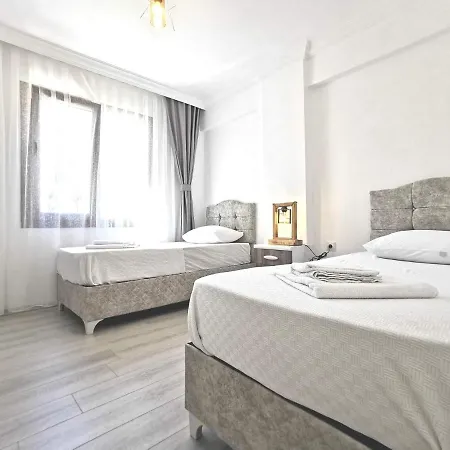 2 + 1 In The Center Of With Sea View. Super Location *