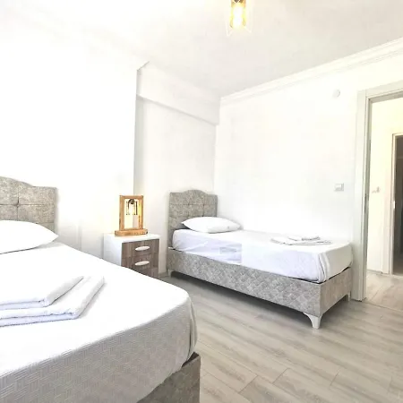 2 + 1 In The Center Of With Sea View. Super Location * 达特恰